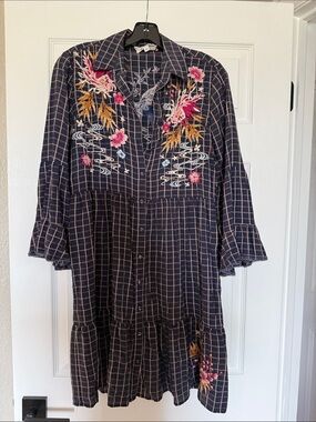 Johnny Was Navy Embroidered Floral Button-Front Midi Dress